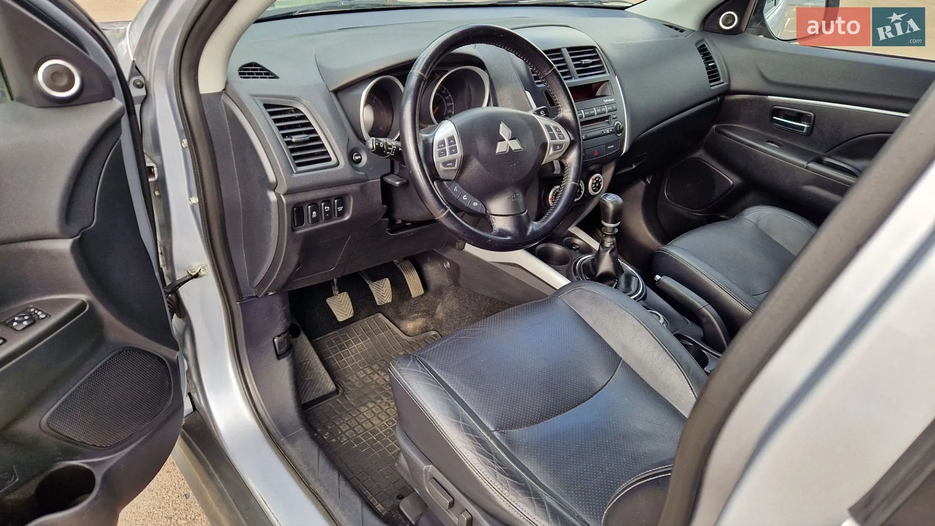 2011 Mitsubishi ASX - мініатюра 14