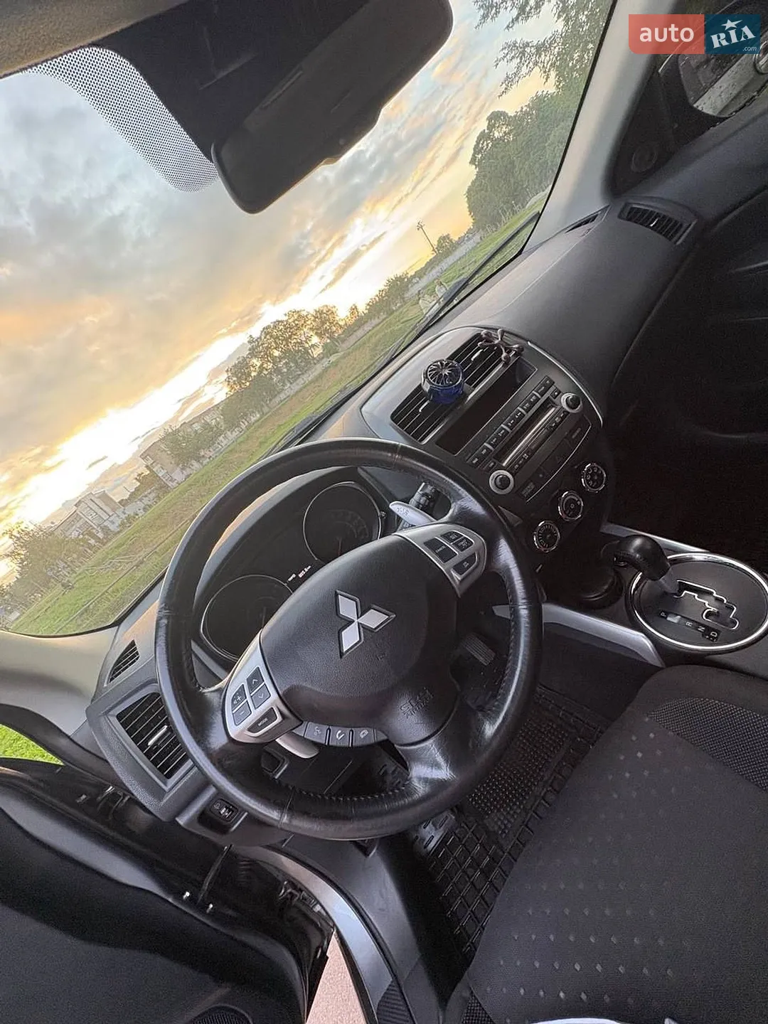 2012 Mitsubishi ASX - мініатюра 8
