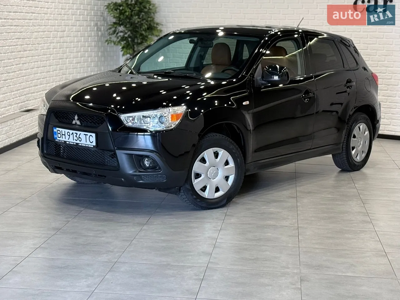2013 Toyota Prius v (+) - мініатюра 68