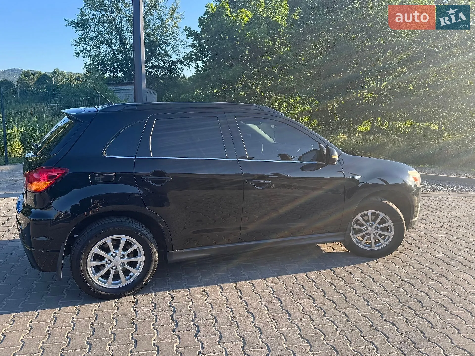 Mitsubishi ASX 2011 VIN JMBXTGA2WBZ002563 фото оголошення 7 з 40