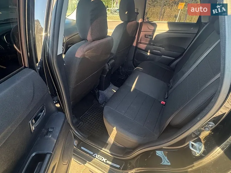 Mitsubishi ASX 2011 VIN JMBXTGA2WBZ002563 фото оголошення 26 з 78