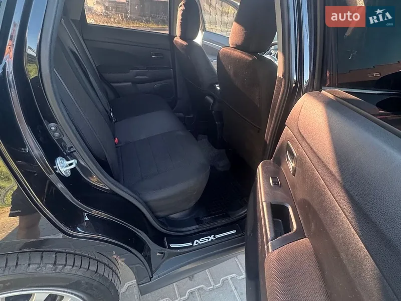 Mitsubishi ASX 2011 VIN JMBXTGA2WBZ002563 фото оголошення 27 з 78
