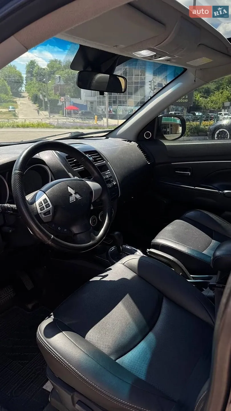 2011 Mitsubishi ASX - мініатюра 2