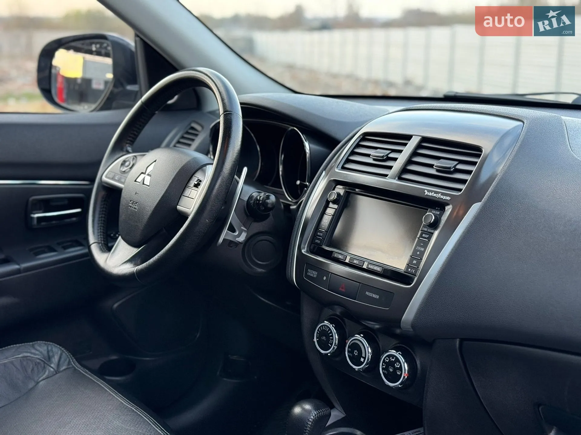 2015 Mitsubishi ASX - мініатюра 24