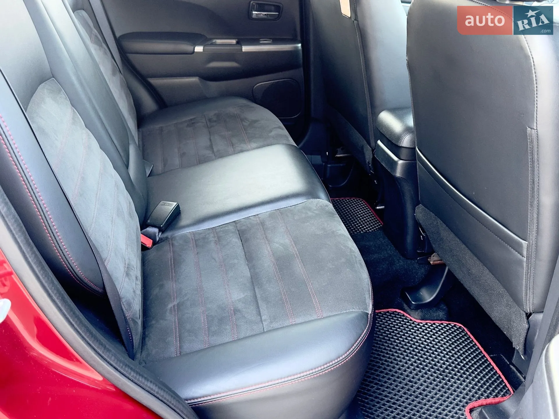 2019 Mitsubishi ASX - мініатюра 43