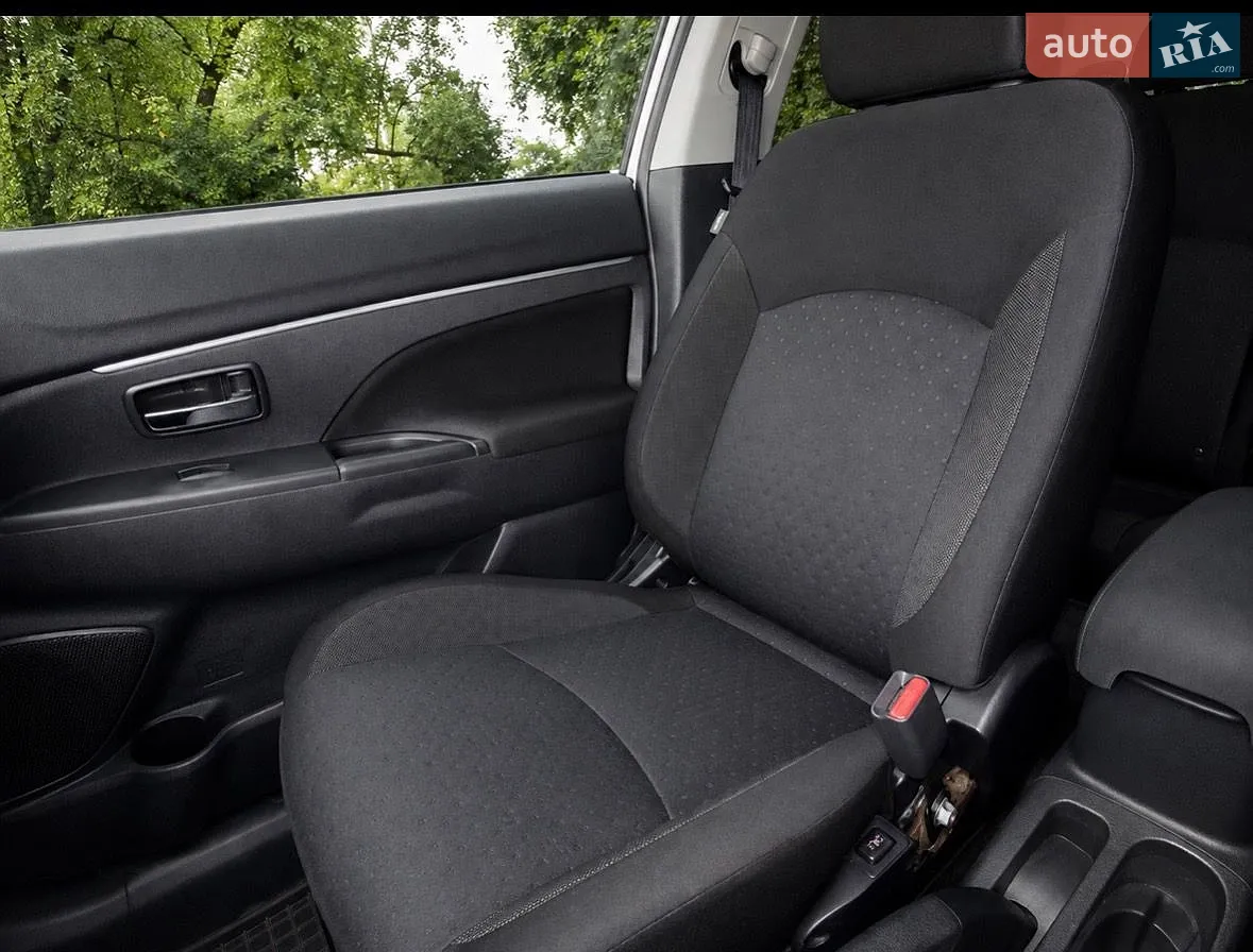 2012 Mitsubishi ASX - мініатюра 14