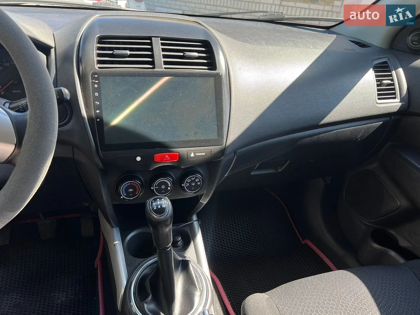 2011 Mitsubishi ASX - мініатюра 18