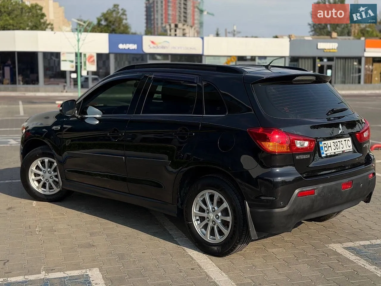 2010 Mitsubishi ASX - мініатюра 8