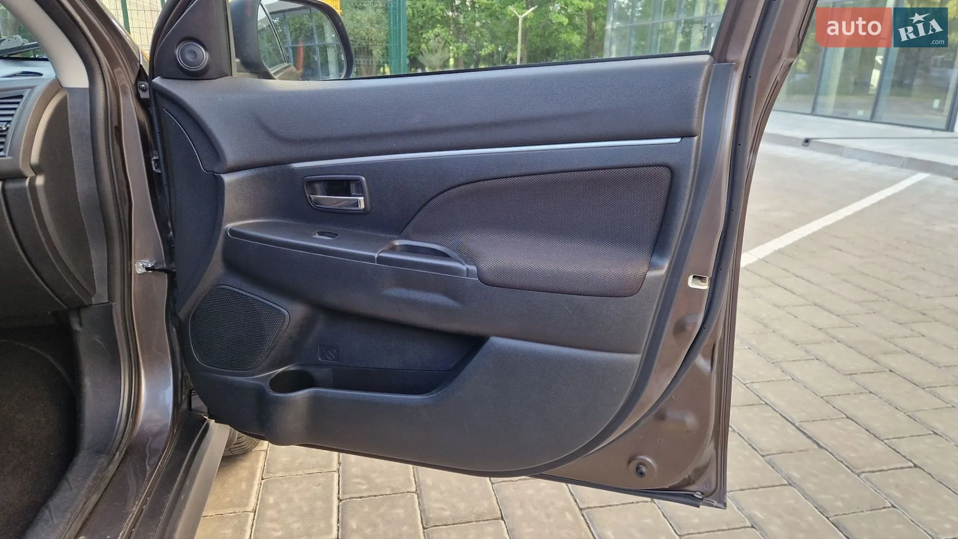 2010 Mitsubishi ASX - мініатюра 16
