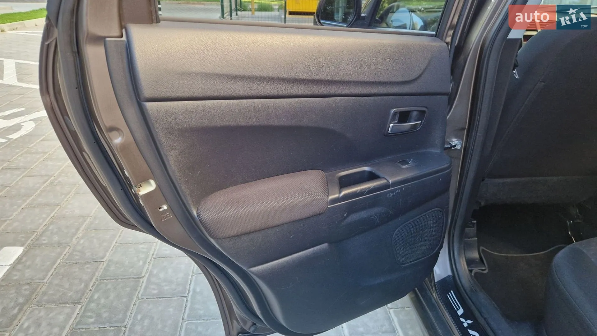 2010 Mitsubishi ASX - мініатюра 21