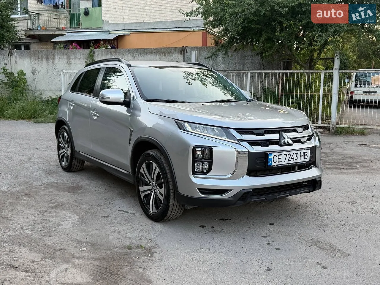 2023 Mitsubishi ASX - мініатюра 3