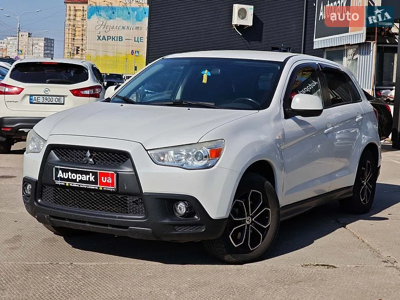 Mitsubishi ASX 2011