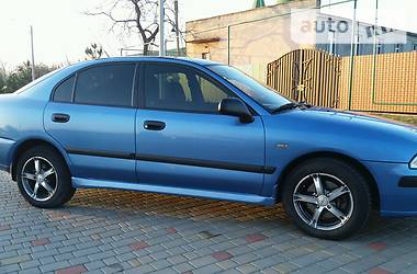 Лифтбек Mitsubishi Carisma 2002 в Измаиле