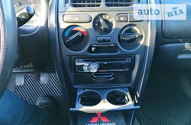Седан Mitsubishi Carisma 1997 в 