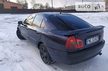 Хэтчбек Mitsubishi Carisma 2001 в Буче