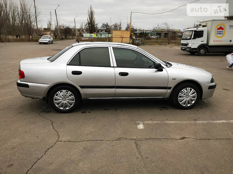 Седан Mitsubishi Carisma 2003 в Миколаєві фото Седан Mitsubishi Carisma 2003 в Миколаєві