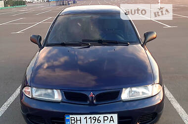 Лифтбек Mitsubishi Carisma 1996 в Одессе