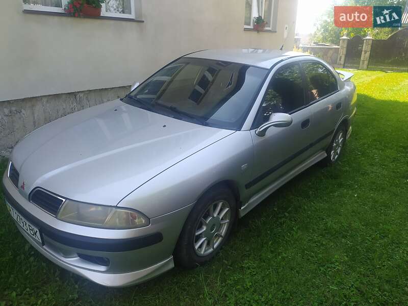 Хэтчбек Mitsubishi Carisma 2000 в Надворной