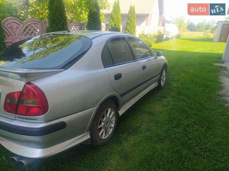 Хэтчбек Mitsubishi Carisma 2000 в Надворной