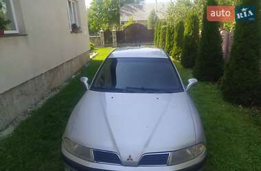 Хэтчбек Mitsubishi Carisma 2000 в 