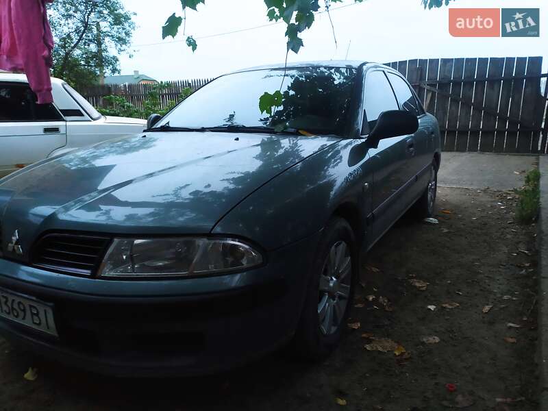 Седан Mitsubishi Carisma 2002 в Ивано-Франковске
