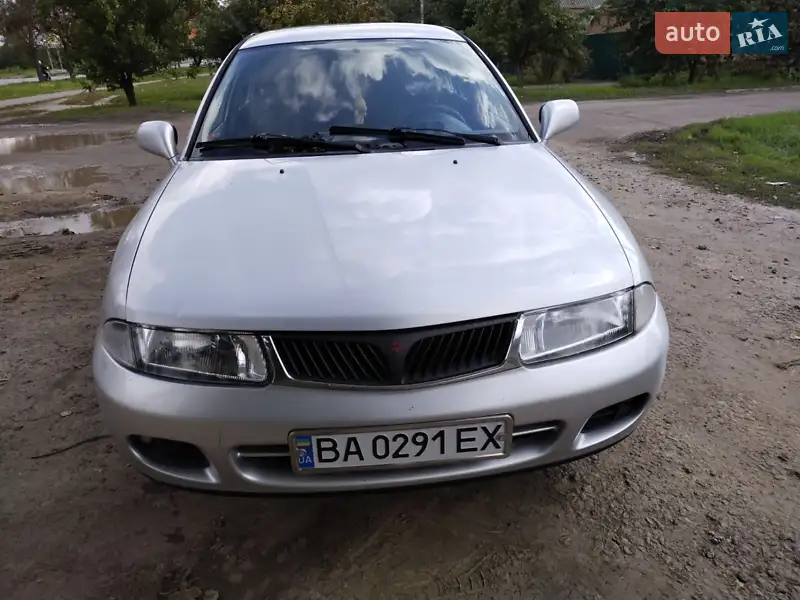 Mitsubishi Carisma