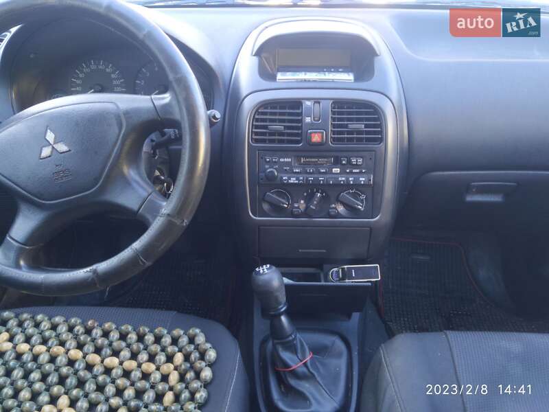 Хэтчбек Mitsubishi Carisma 2000 в Кодыме