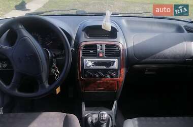 Седан Mitsubishi Carisma 2000 в Ивано-Франковске
