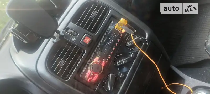 Mitsubishi Carisma