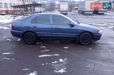 Ліфтбек Mitsubishi Carisma 2002 в Міжгір'ї