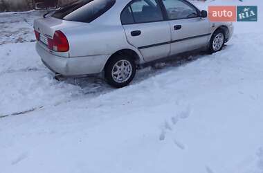 Ліфтбек Mitsubishi Carisma 1999 в Рівному