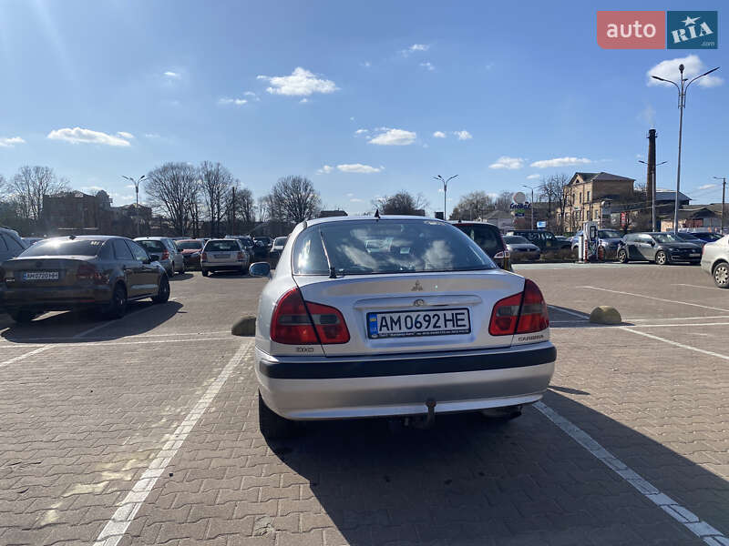 Лифтбек Mitsubishi Carisma 2002 в Житомире