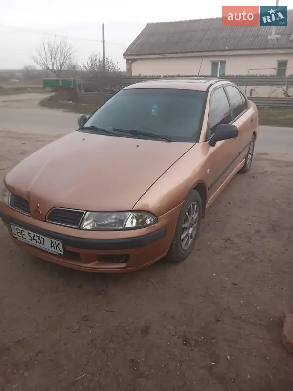 Mitsubishi Carisma 2001