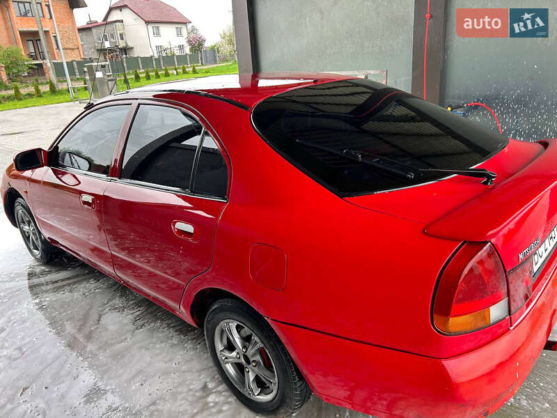 Ліфтбек Mitsubishi Carisma 1996 в Городку фото 3 Ліфтбек Mitsubishi Carisma 1996 в Городку
