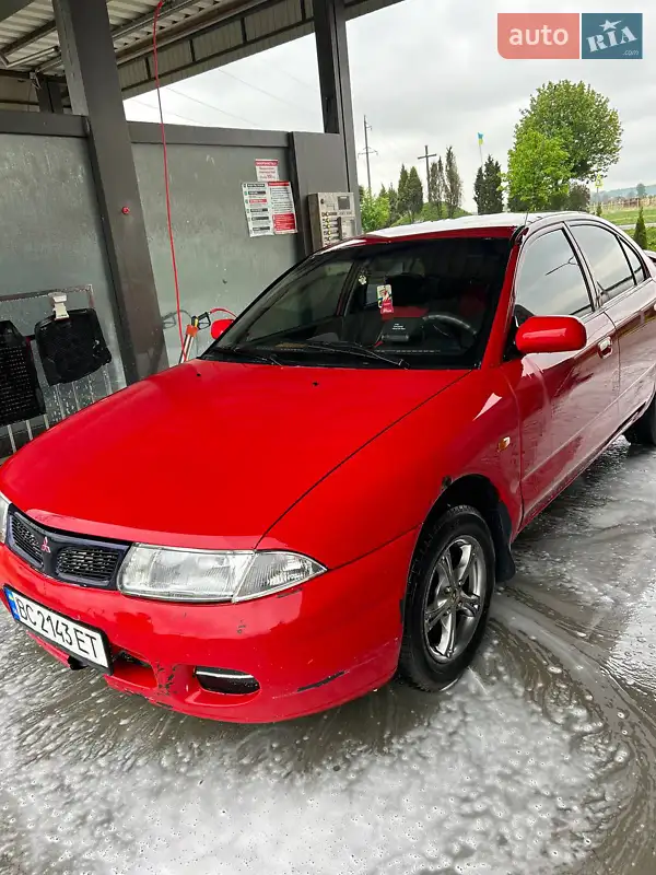 Mitsubishi Carisma