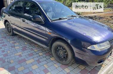 Ліфтбек Mitsubishi Carisma 1998 в Біляївці