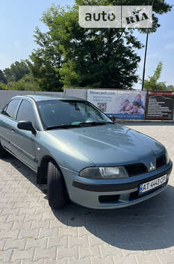 Седан Mitsubishi Carisma 2003 в Снятине