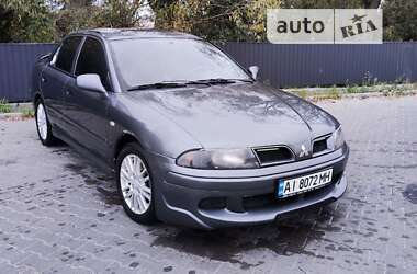 Седан Mitsubishi Carisma 2002 в Бучі