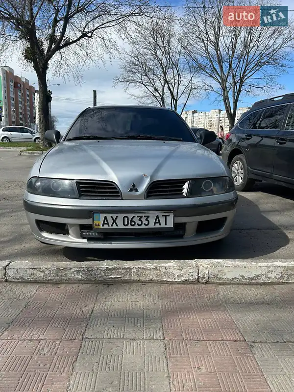 Mitsubishi Carisma