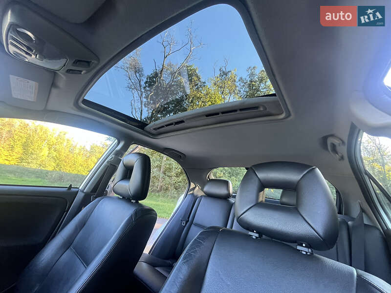 Лифтбек Mitsubishi Carisma 2003 в Дунаевцах фото 21 Лифтбек Mitsubishi Carisma 2003 в Дунаевцах