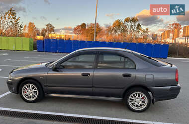 Лифтбек Mitsubishi Carisma 2003 в Виннице