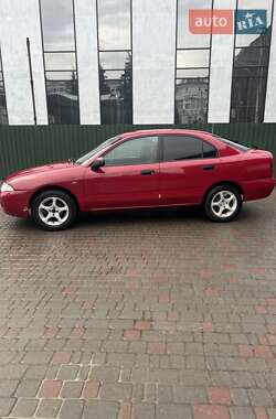 Седан Mitsubishi Carisma 1998 в Хмельницькому