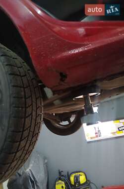 Лифтбек Mitsubishi Carisma 1998 в 