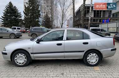 Лифтбек Mitsubishi Carisma 2001 в 