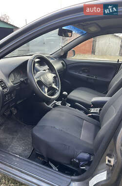 Седан Mitsubishi Carisma 2002 в 