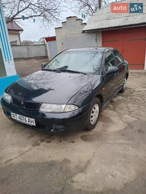 Mitsubishi Carisma