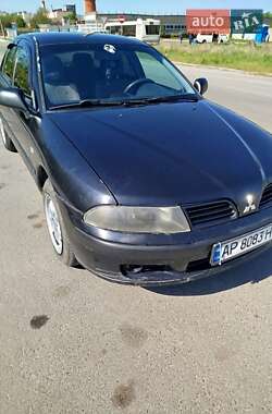 Седан Mitsubishi Carisma 2003 в Запоріжжі