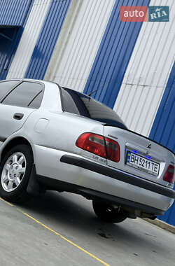 Седан Mitsubishi Carisma 1999 в 