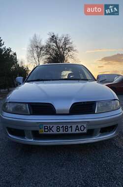 Седан Mitsubishi Carisma 2002 в Рівному