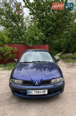 Лифтбек Mitsubishi Carisma 2004 в Львове